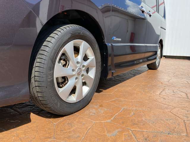 日産 セレナ ２．０ ハイウェイスター Ｇ Ｓ－ＨＹＢＲＩＤ H25年 (中国) 99