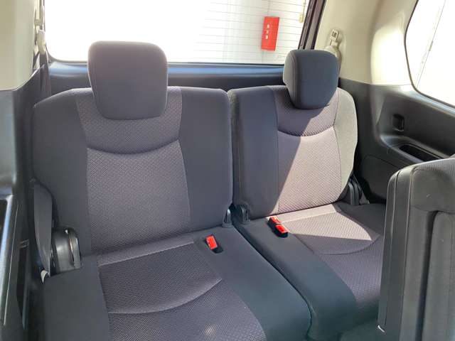 日産 セレナ ２．０ ハイウェイスター Ｇ Ｓ－ＨＹＢＲＩＤ H25年 (中国) 99