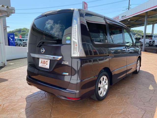 日産 セレナ ２．０ ハイウェイスター Ｇ Ｓ－ＨＹＢＲＩＤ H25年 (中国) 99