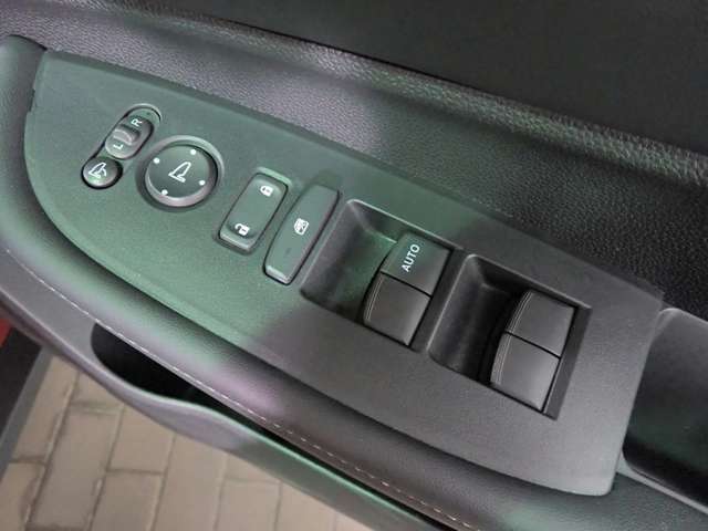 ホンダ ＷＲ−Ｖ １．５ Ｚ R6年 (近畿) 99