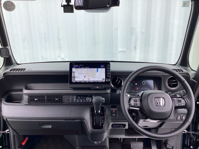 ホンダ Ｎ　ＢＯＸ カスタム ６６０ ターボ ブラック スタイル R8年 (近畿) 99