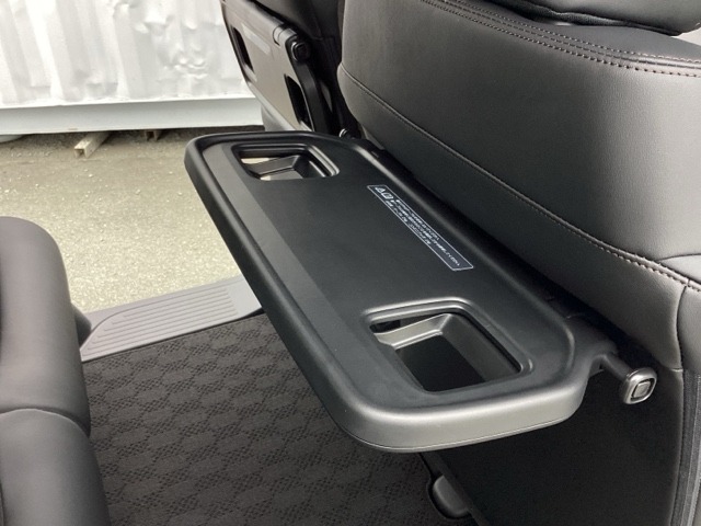 ホンダ Ｎ　ＢＯＸ カスタム ６６０ ターボ ブラック スタイル R8年 (近畿) 99