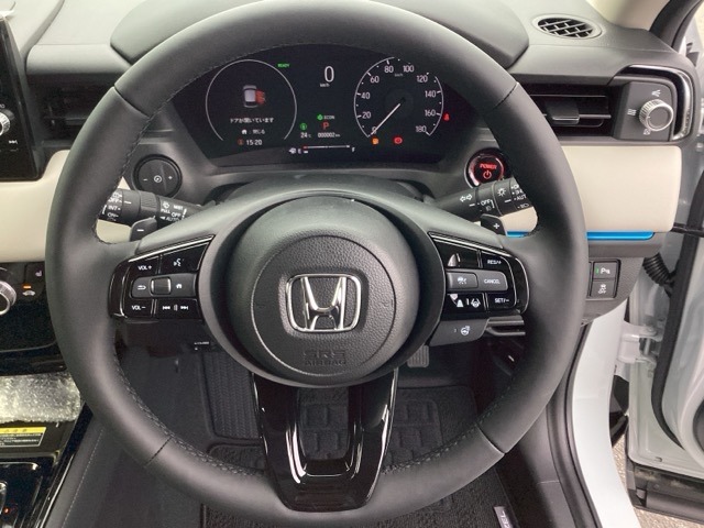ホンダ ヴェゼル １．５ Ｅ：ＨＥＶ Ｚ プレイパッケージ R8年 (近畿) 99