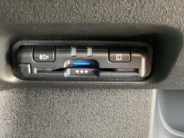 ホンダ Ｎ　ＢＯＸ カスタム ６６０ ターボ コーディネートスタイル ２トーン R8年 (近畿) 99