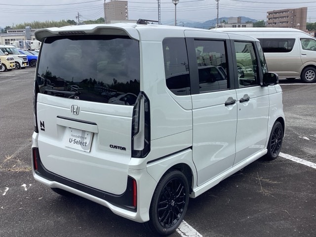 ホンダ Ｎ　ＢＯＸ カスタム ６６０ ターボ ブラック スタイル R8年 (近畿) 99