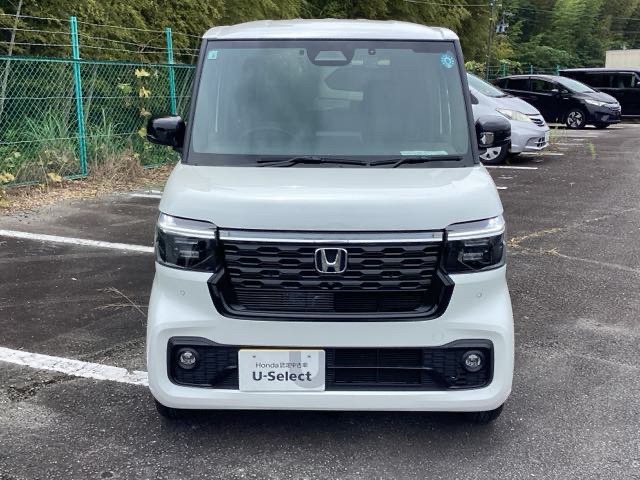 ホンダ Ｎ　ＢＯＸ カスタム ６６０ ターボ ブラック スタイル R8年 (近畿) 99