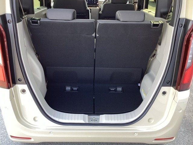 ホンダ Ｎ　ＢＯＸ ファッションスタイル　２トーン R7年 (近畿) 99