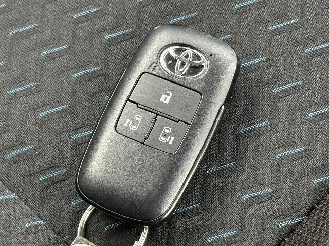トヨタ ルーミー １．０ カスタム Ｇ R4年 (近畿) 99