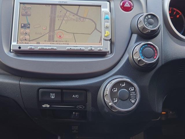ホンダ フィット １．３ Ｇ スマートセレクション H22年 (近畿) 99