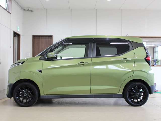 三菱 ｅＫクロス　ＥＶ Ｇ R4年 (四国) 99