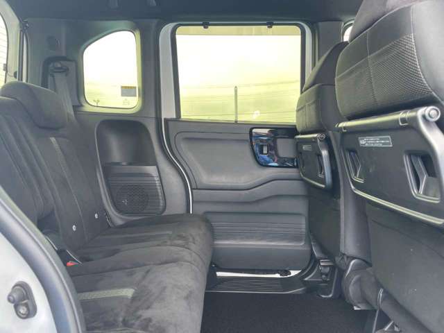 ホンダ Ｎ　ＢＯＸ カスタム ６６０ Ｌ R3年 (関東) 99