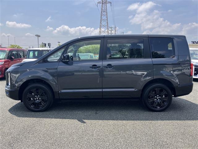 三菱 デリカ　Ｄ：５ ２．２ シャモニー 電動サイドステップ装着車 ディーゼルターボ ４ＷＤ R7年 (九州・沖縄) 99