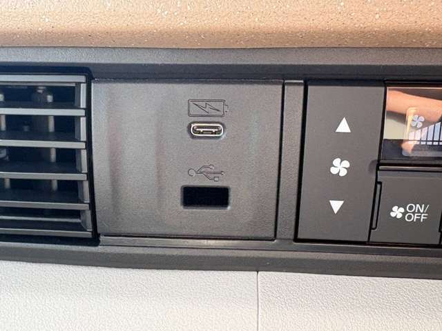 ホンダ Ｎ　ＢＯＸ ６６０ R8年 (近畿) 99