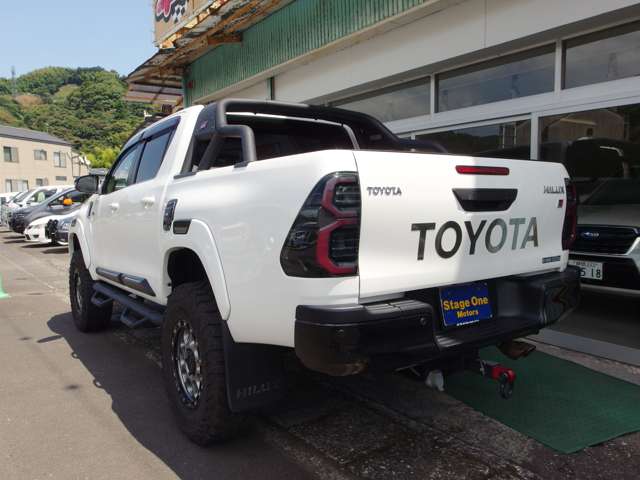 トヨタ ハイラックス ２．４ Ｚ ＧＲスポーツ ディーゼルターボ ４ＷＤ R4年 (東海) 99