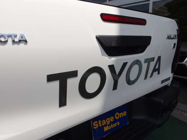 トヨタ ハイラックス ２．４ Ｚ ＧＲスポーツ ディーゼルターボ ４ＷＤ R4年 (東海) 99