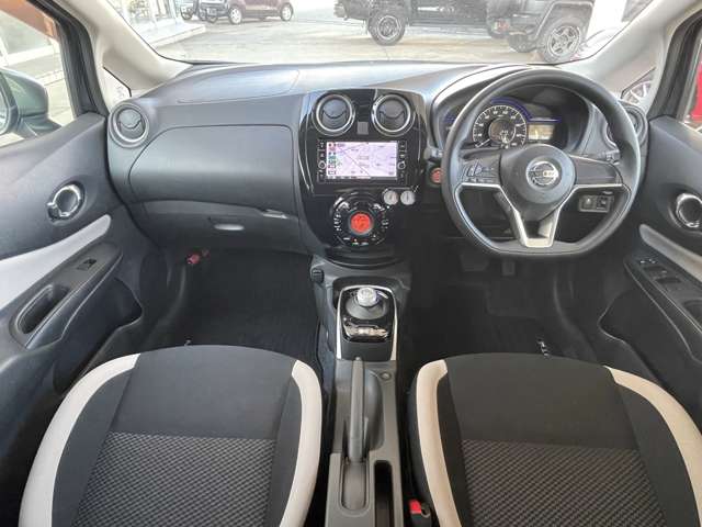 日産 ノート １．２ Ｅ－ＰＯＷＥＲ Ｘ H29年 (東北) 99