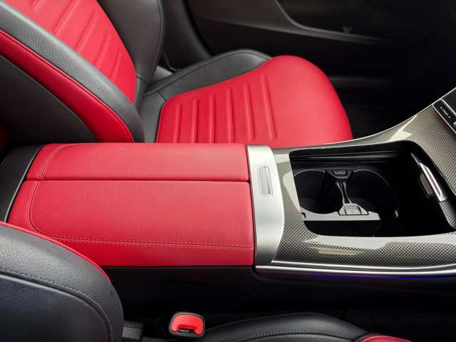 メルセデスベンツ Ｃクラス Ｃ２２０ Ｄ アバンギャルド ＡＭＧライン （ＩＳＧ搭載モデル） ディーゼルターボ R4年 (近畿) 99
