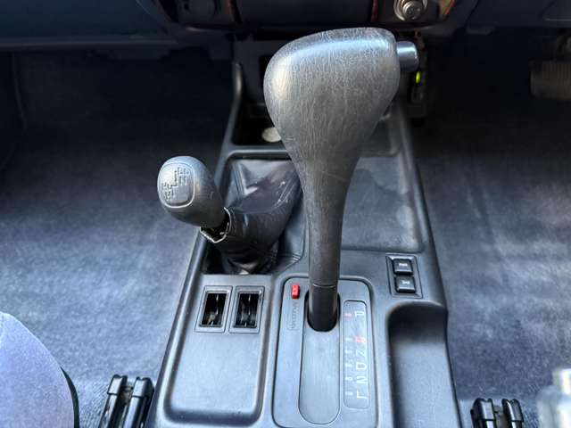 トヨタ ランドクルーザープラド ２．７ ＴＸ リミテッド ４ＷＤ H10年 (近畿) 99