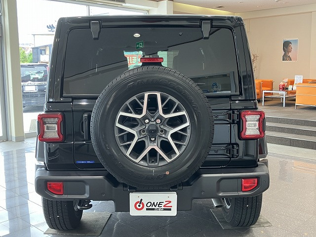 ジープ ラングラー　アンリミテッド アンリミテッド サハラ ４ＷＤ R7年 (近畿) 99