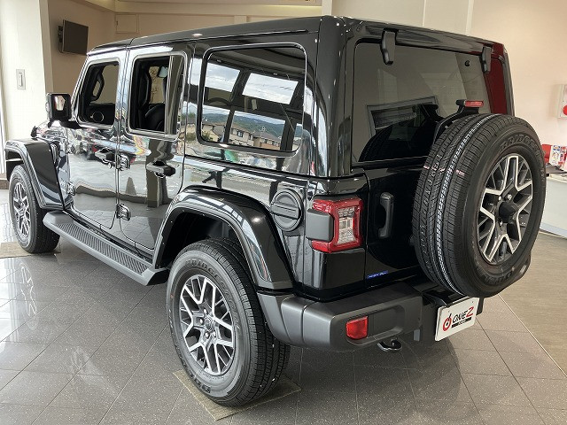 ジープ ラングラー　アンリミテッド アンリミテッド サハラ ４ＷＤ R7年 (近畿) 99