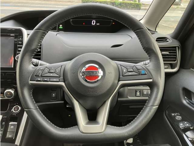 日産 セレナ ２．０ ハイウェイスターＧ プロパイロット エディション H28年 (近畿) 99