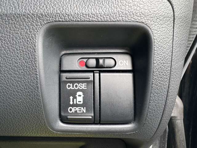 ホンダ Ｎ　ＢＯＸ ６６０ カスタムＧ Ｌパッケージ H27年 (近畿) 99