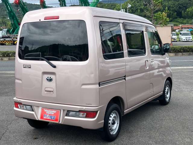 トヨタ ピクシスバン ６６０ デラックス ＳＡＩＩＩ ハイルーフ R1年 (中国) 99