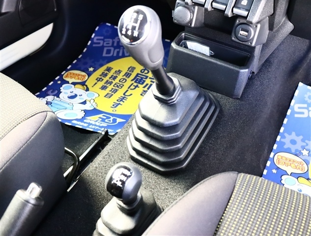 スズキ ジムニー　ノマド １．５ ＦＣ ４ＷＤ R7年 (関東) 99