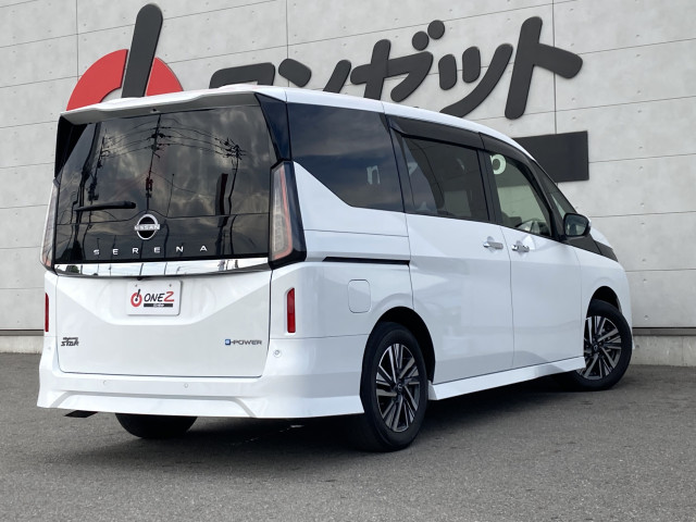 日産 セレナ １．４ Ｅ－ＰＯＷＥＲ ハイウェイスターＶ R5年 (四国) 99