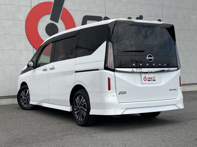 日産 セレナ １．４ Ｅ－ＰＯＷＥＲ ハイウェイスターＶ R5年 (四国) 99