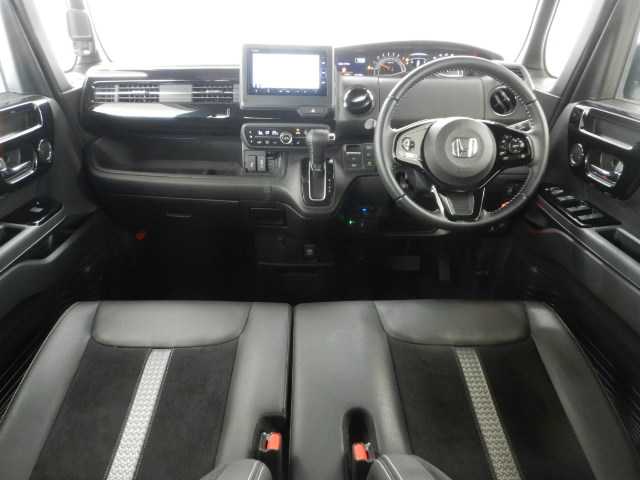 ホンダ Ｎ　ＢＯＸ カスタム ６６０ Ｌ ターボ R5年 (九州・沖縄) 99