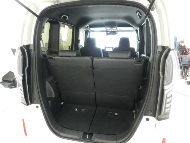 ホンダ Ｎ　ＢＯＸ カスタム ６６０ Ｌ ターボ R5年 (九州・沖縄) 99