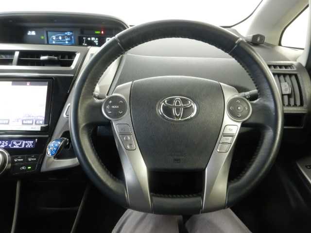 トヨタ プリウスΑ １．８ Ｓ ツーリングセレクション H27年 (九州・沖縄) 99