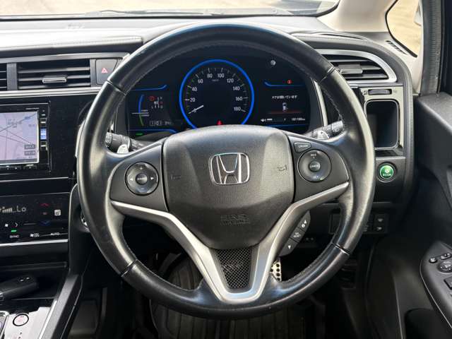 ホンダ シャトル １．５ ハイブリッド Ｚ H29年 (九州・沖縄) 99
