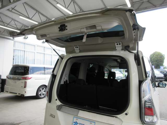 日産 セレナ １．２ Ｅ－ＰＯＷＥＲ ハイウェイスター Ｖ H30年 () 99