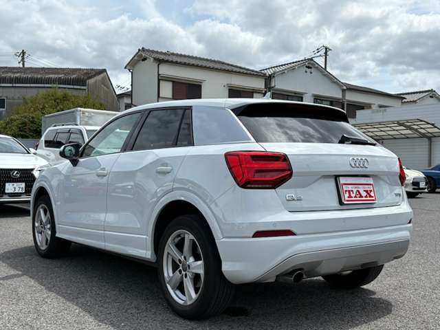 アウディ Ｑ２ １．０　ＴＦＳＩ　スポーツ H30年 (近畿) 99