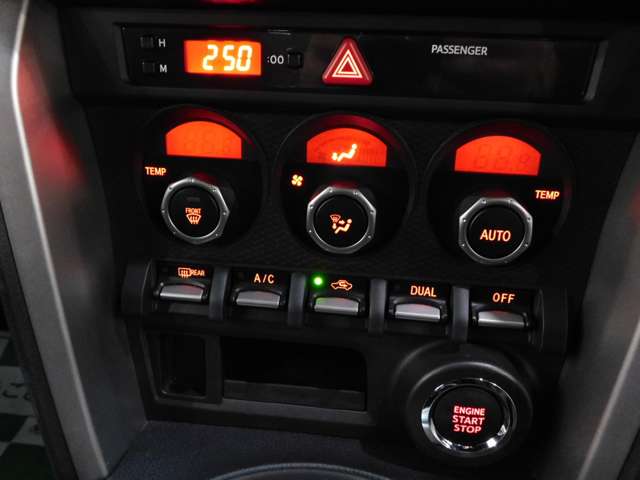 トヨタ ８６ ２．０ ＧＴ リミテッド H26年 (近畿) 99