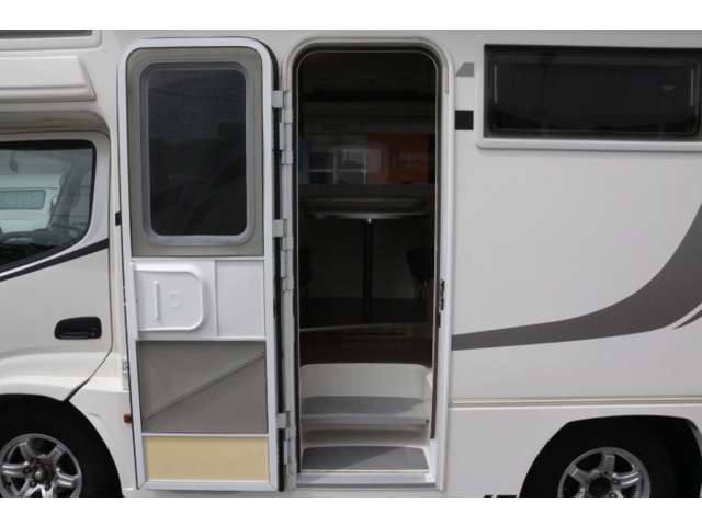 トヨタ カムロード バンテック H28年 (中国) 99