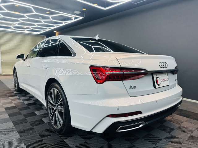 アウディ Ａ６ ５５ ＴＦＳＩ クワトロ デビューパッケージ ４ＷＤ R1年 (関東) 99