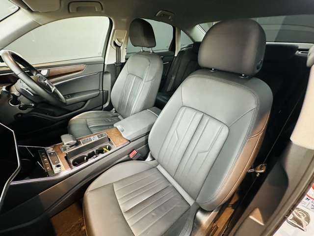 アウディ Ａ６ ５５ ＴＦＳＩ クワトロ デビューパッケージ ４ＷＤ R1年 (関東) 99
