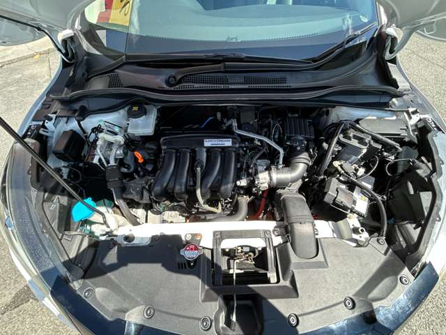 ホンダ ヴェゼル １．５ ハイブリッド Ｚ H26年 (九州・沖縄) 99