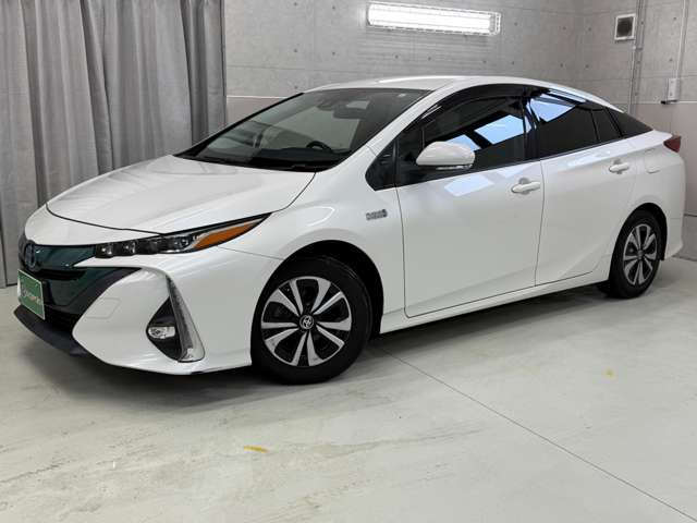 トヨタ プリウスＰＨＶ １．８ Ｓ ナビパッケージ H29年 (東北) 99