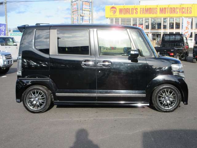 ホンダ Ｎ　ＢＯＸ ６６０ カスタムＧ ターボＳＳパッケージ ブラックスタイル４ＷＤ H29年 (東北) 99