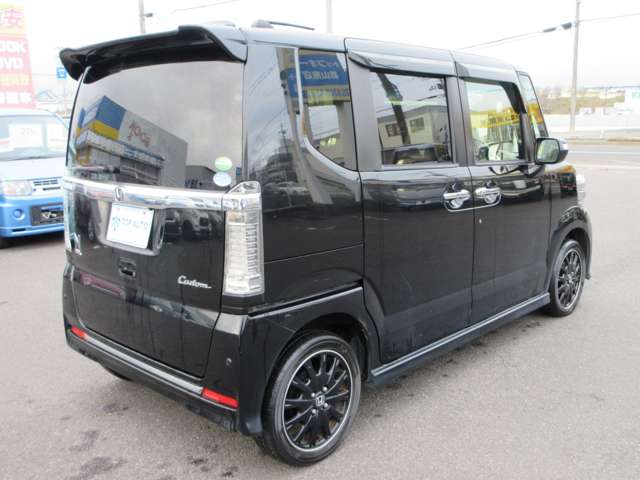 ホンダ Ｎ　ＢＯＸ ６６０ カスタムＧ ターボＳＳパッケージ ブラックスタイル４ＷＤ H29年 (東北) 99