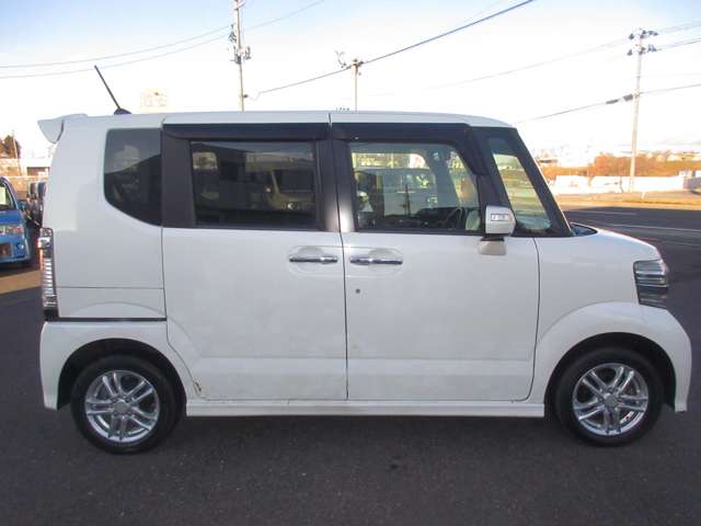ホンダ Ｎ　ＢＯＸ ６６０ カスタムＧ ＳＳパッケージ ４ＷＤ H27年 (東北) 99