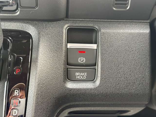 ホンダ Ｎ　ＢＯＸ カスタム ６６０ ターボ ブラック スタイル R8年 (近畿) 99