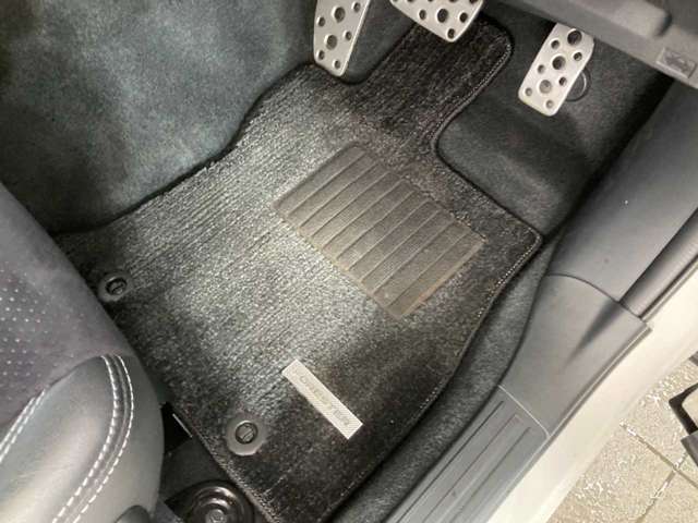 スバル フォレスター １．８ スポーツ ４ＷＤ R2年 (北海道) 99