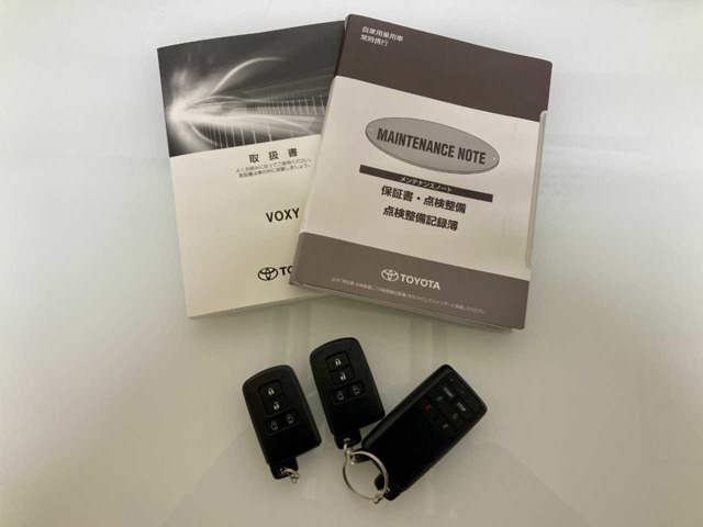 トヨタ ヴォクシー ２．０ ＺＳ 煌 ４ＷＤ H29年 (北海道) 99