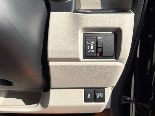 ホンダ Ｎ　ＢＯＸ ６６０ R7年 (近畿) 99