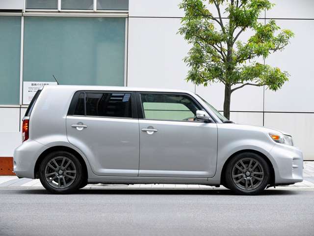 米国サイオン ＸＢ ＳＣＩＯＮ ＸＢ １０ ＳＥＲＩＥＳ（１０周年記念限定車） H25年 (関東) 99